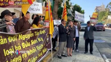Biểu tình phản đối phái đoàn tôn giáo Việt Nam đến Mỹ