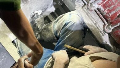 Sơn La: Ba người thiệt mạng khi bốc xi măng trong xe tải