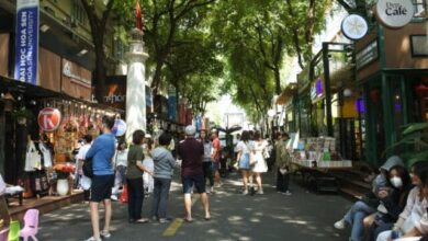 Đường sách Nguyễn Văn Bình: Điểm hò hẹn của dân Sài Gòn