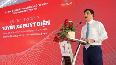 Vinbus một năm trước tưng bừng khai trương, giờ xin ‘giải cứu’