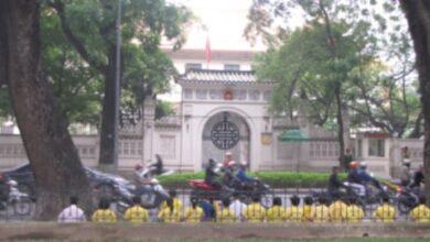 Trung Quốc giảm lệ phí, chưa miễn visa cho công dân Việt Nam