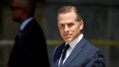 Hunter Biden, con tổng thống Mỹ, bị buộc tội cấp liên bang vì trốn thuế
