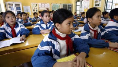 Quy định mặc đồng phục qua chuyện cắt quần học sinh!