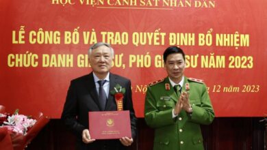 Quy định công chức lãnh đạo không háo danh có khả thi?