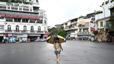 Sáp nhập huyện, xã: đừng làm xong lại tách!