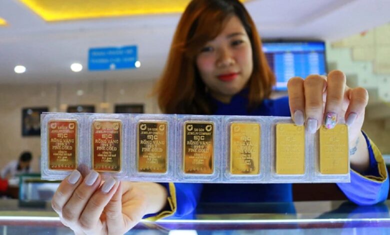 Ba Đình bát nháo, giới đầu tư lo sợ Ba Đình bát nháo, giới đầu tư lo sợ