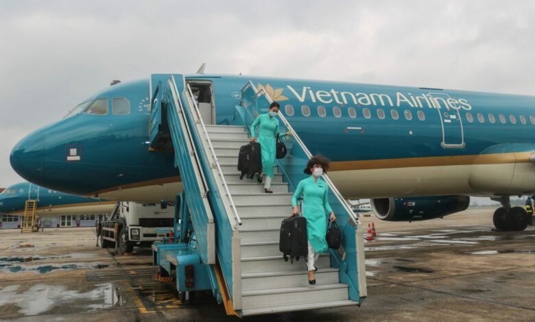 Vietnam Airlines: từ con cưng của Hà Nội đến vỡ nợ! Vietnam Airlines: từ con cưng của Hà Nội đến vỡ nợ!
