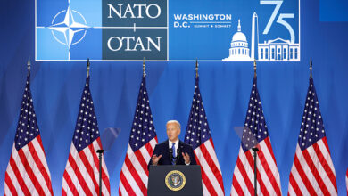 Tổng thống Mỹ Joe Biden cảnh báo Trung Quốc sẽ phải trả giá vì hỗ trợ Nga