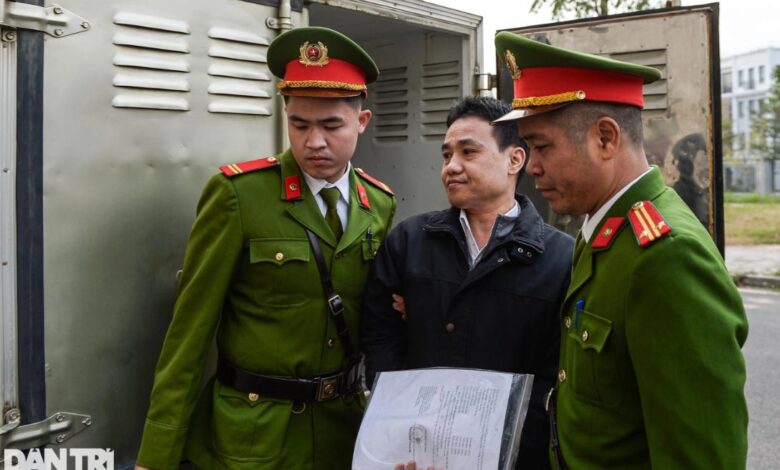 Các ‘chuyến bay giải cứu’- cơ hội làm giàu của quan chức CSVN Các ‘chuyến bay giải cứu’- cơ hội làm giàu của quan chức CSVN