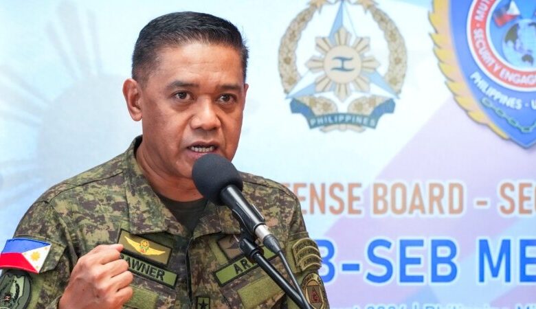 Quân đội Philippines nhắm nâng cấp nhiều hơn, với cả tàu ngầm ‘trong mơ’ Quân đội Philippines nhắm nâng cấp nhiều hơn, với cả tàu ngầm ‘trong mơ’