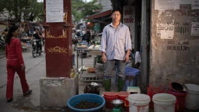 Bị khởi tố thêm tội vì viết “đả đảo Cộng sản” vào giấy khi đang ngồi tù
