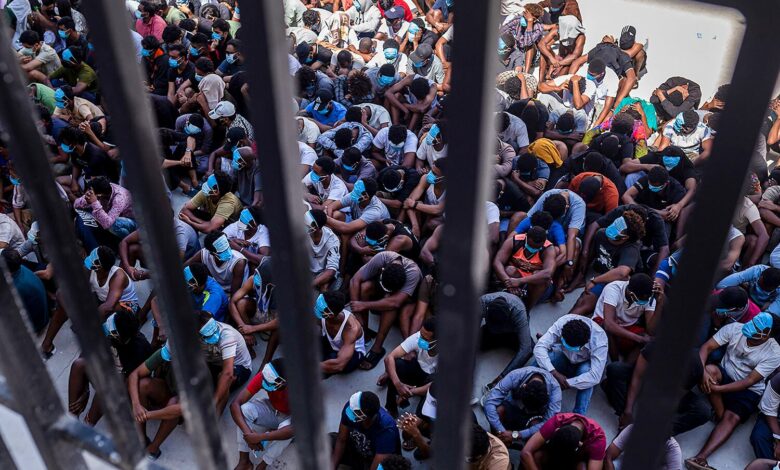 215 Vietnamese stuck in squalid border camp after leaving Myanmar scam center 215 Vietnamese stuck in squalid border camp after leaving Myanmar scam center