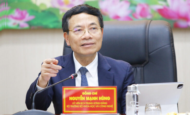 Bộ trưởng Nguyễn Mạnh Hùng: Đại học về lâu dài phải là đại học nghiên cứu