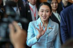 Thủ tướng Thái Lan đối mặt với lời kêu gọi từ chức sau vụ rò rỉ điện thoại Thủ tướng Thái Lan đối mặt với lời kêu gọi từ chức sau vụ rò rỉ điện thoại