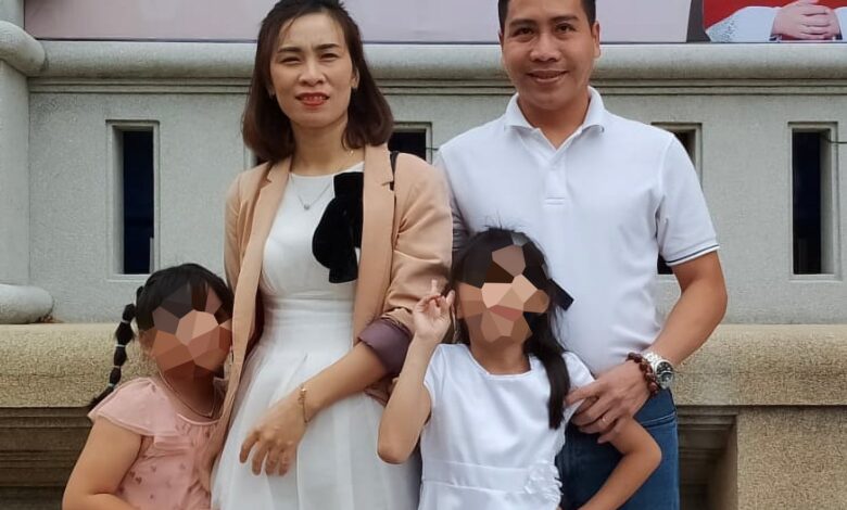 US resettlement freeze leaves Vietnamese refugee fearing deportation from Thailand US resettlement freeze leaves Vietnamese refugee fearing deportation from Thailand