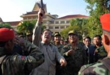 Hun Sen kêu gọi góp tiền ‘chống Thái Lan xâm lược’, mở hàng 2 tỷ đồng