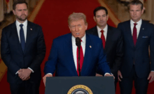 Ông Trump ‘tận hưởng hào quang’ nhưng sóng gió vẫn còn phía trước