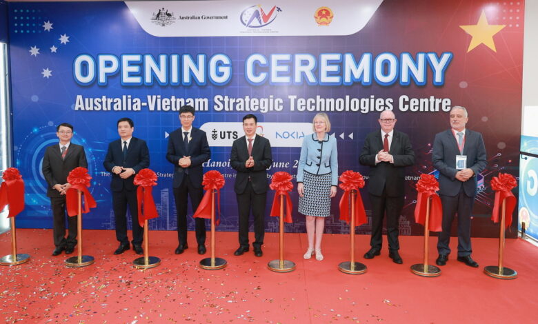 Ra mắt Trung tâm Công nghệ chiến lược Australia – Việt Nam Ra mắt Trung tâm Công nghệ chiến lược Australia – Việt Nam