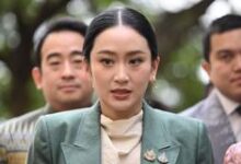 Thủ tướng Thái Lan bị đình chỉ chức vụ sau bê bối điện thoại với ông Hun Sen