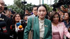 Thaksin – Hun Sen: Mối quan hệ rạn nứt ẩn sau xung đột Thái Lan – Campuchia