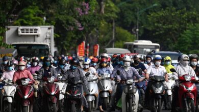 Cấm xe xăng ở nội thành Hà Nội: Thủ tướng đang “lạm quyền”