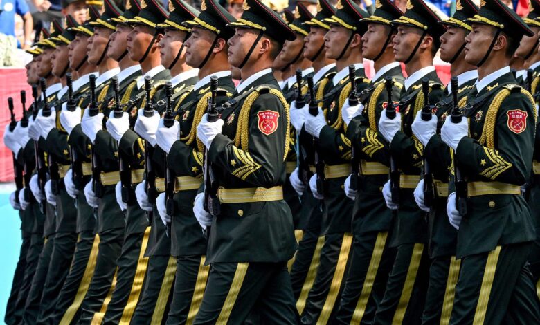 Bình luận: Khi chế độ mời kẻ xâm lược đến dẫm lên ngày độc lập Bình luận: Khi chế độ mời kẻ xâm lược đến dẫm lên ngày độc lập