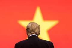 Thuế ông Trump trước giờ G: mức 20% của Việt Nam là thắng hay bại?
