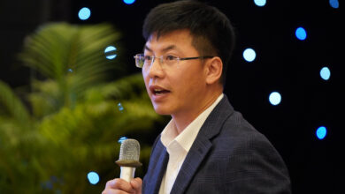 ‘Nên phổ cập AI toàn dân trước khi tính chuyện nghiên cứu’