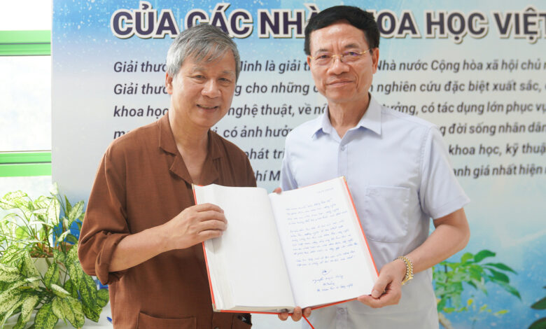 ‘Người làm khoa học xứng đáng được vinh danh muôn đời’ ‘Người làm khoa học xứng đáng được vinh danh muôn đời’