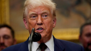 Ông Trump: Sẽ áp thuế 100% với sản phẩm bán dẫn nhập vào Mỹ