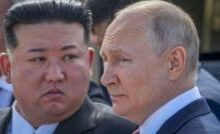 Xe tăng, du lịch và chụp ảnh: Tại sao ông Kim Jong-un và ông Putin cùng đến Bắc Kinh?