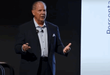 Công ty ‘thay máu’ 80% nhân viên vì không chịu dùng AI