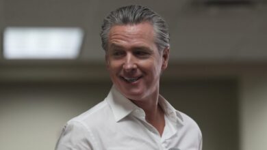 Trump’s efforts to end homeless camps put Newsom in political bind