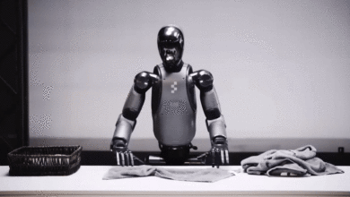 Robot Mỹ thu hút vì gấp khăn khéo như người