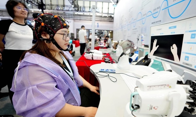 Tham vọng dẫn đầu về giao diện não – máy tính của Trung Quốc Tham vọng dẫn đầu về giao diện não – máy tính của Trung Quốc