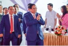 Bình luận: Khi Thủ tướng rao hàng cho VinFast