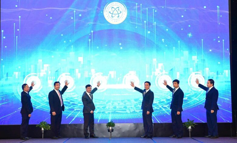 ‘Tri thức, sáng tạo và công nghệ là nguồn lực sản xuất quan trọng nhất’ ‘Tri thức, sáng tạo và công nghệ là nguồn lực sản xuất quan trọng nhất’