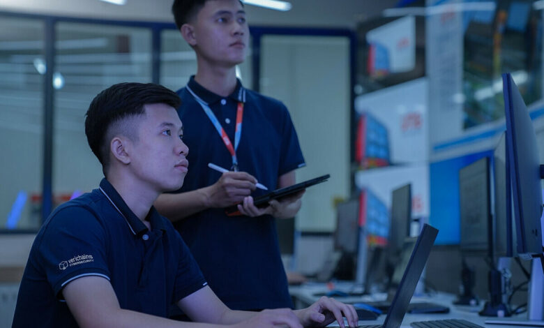Nghề ‘thám tử tiền số’ của kỹ sư Việt