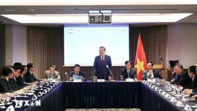 Tổng Bí thư gặp các chuyên gia Việt Nam về đổi mới sáng tạo tại Hàn Quốc