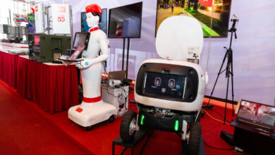 Robot, chip, máy bay UAV quy tụ trong triển lãm Make in Viet Nam