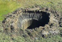Nguồn gốc những miệng hố phát nổ khổng lồ ở Siberia