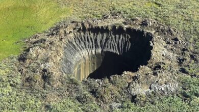 Nguồn gốc những miệng hố phát nổ khổng lồ ở Siberia