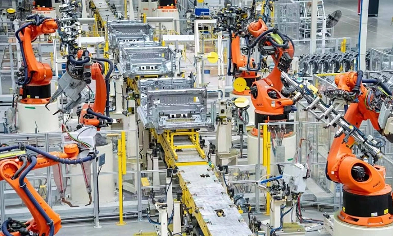 Trung Quốc triển khai robot mới nhiều gấp 10 lần Mỹ