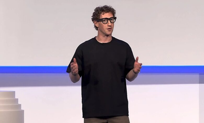 Mark Zuckerberg: ‘Phí vài trăm tỷ USD còn hơn chậm chân’