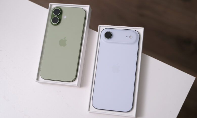 Mở hộp iPhone Air và iPhone 17 tại Việt Nam Mở hộp iPhone Air và iPhone 17 tại Việt Nam