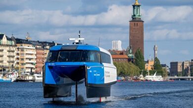 ‘Thuyền bay’ cách mạng hóa giao thông đường thủy