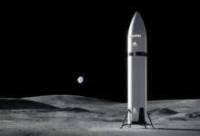 SpaceX có thể mất hợp đồng chở người lên Mặt Trăng với NASA
