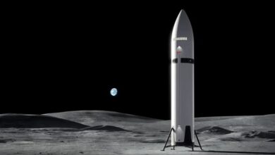 SpaceX có thể mất hợp đồng chở người lên Mặt Trăng với NASA