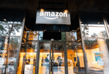 Amazon sa thải 14.000 người vì ‘AI giúp chuyển đổi nhanh chóng’