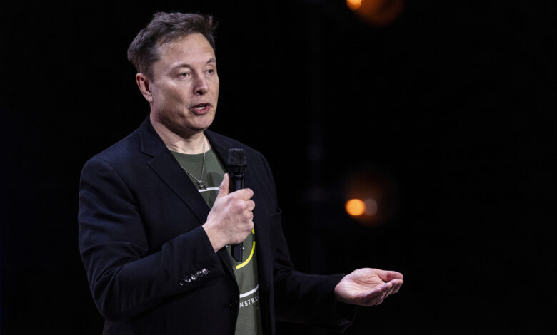 Musk thách chuyên gia AI thi lập trình với Grok 5 Musk thách chuyên gia AI thi lập trình với Grok 5